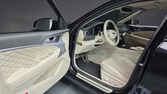 Genesis G70 2.0T 2020 10