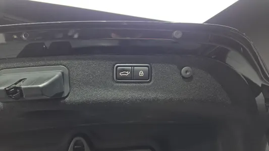 Genesis G70 2.0T 2020 18
