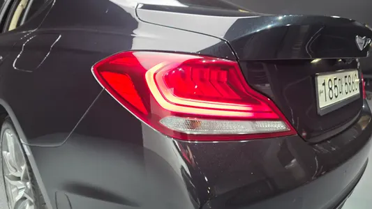 Genesis G70 2.0T 2020 23
