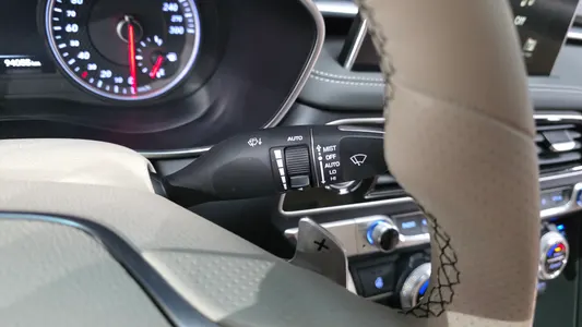 Genesis G70 2.0T 2020 37
