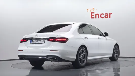 Mercedes-Benz E-Class W213 E250 AMG Line 2022
