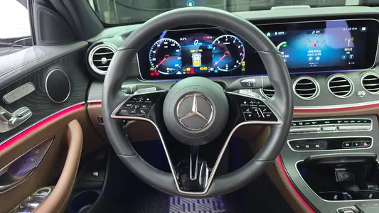 Mercedes-Benz E-Class W213 E250 AMG Line 2022 12