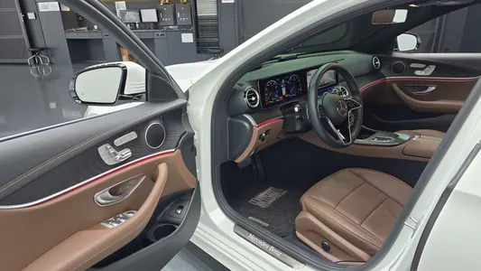 Mercedes-Benz E-Class W213 E250 AMG Line 2022 9