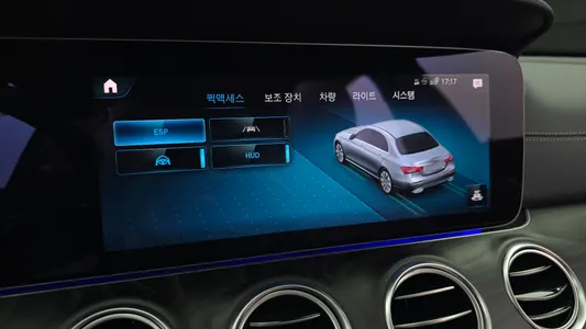 Mercedes-Benz E-Class W213 E250 AMG Line 2022 16