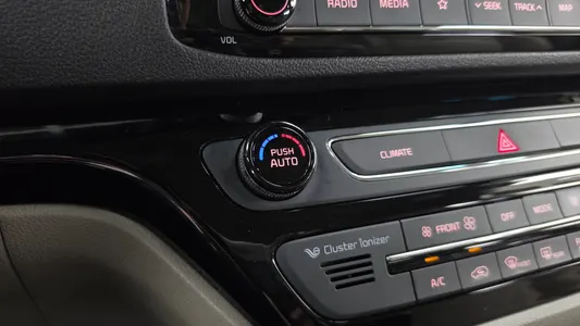 Kia 카니발 9 2019 27