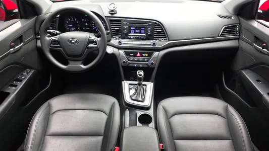 Hyundai AD 1.6 GDI 2016 7