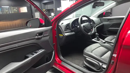 Hyundai AD 1.6 GDI 2016 10