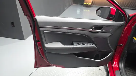 Hyundai AD 1.6 GDI 2016 24