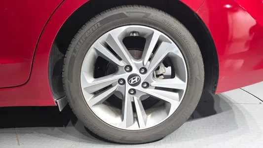 Hyundai AD 1.6 GDI 2016 21