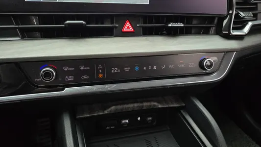 Kia 5 2WD 2023 31