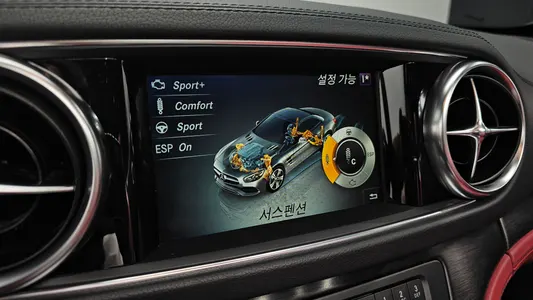 Mercedes-Benz SL-Class SL400 2018 14