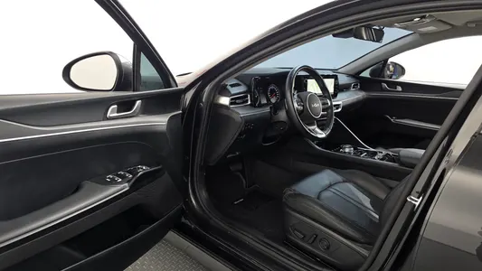 Kia K5 3 2021 10