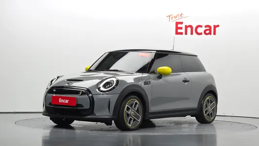 MINI SE 2022