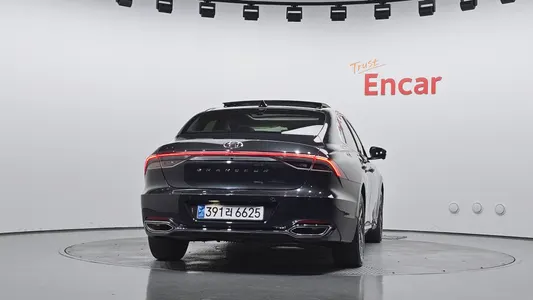Hyundai IG 2022 4