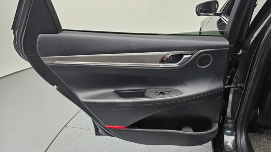 Hyundai IG 2022 25