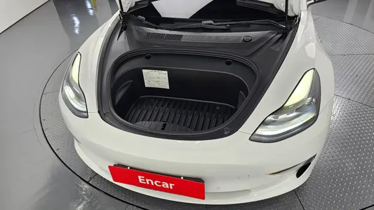 Tesla 3 AWD 2021 6