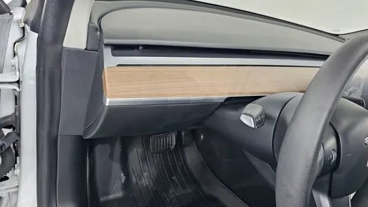 Tesla 3 AWD 2021 29