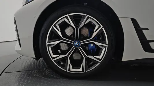 BMW i4 eDrive40 M 2022 4