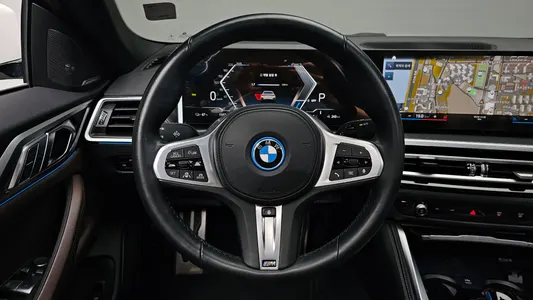 BMW i4 eDrive40 M 2022 12
