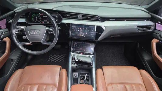 Audi e- 55 2021 7