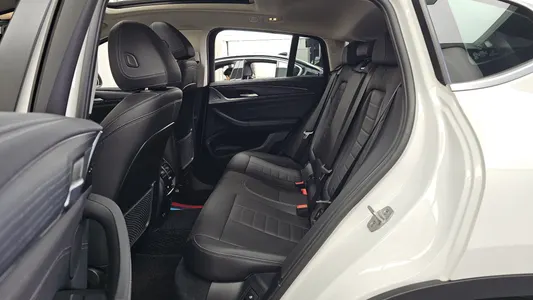 BMW X4 (G02) xDrive20i xLine 2024 26