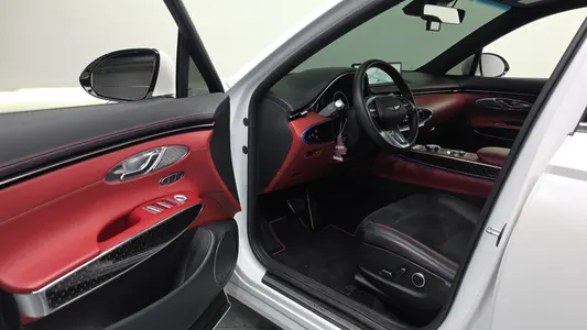 Genesis GV70 2.5T AWD 2023 10