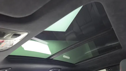 Genesis GV70 2.5T AWD 2023 18