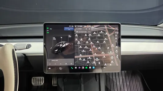Tesla 3 AWD 2021 14