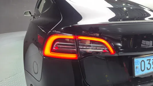 Tesla 3 AWD 2021 22