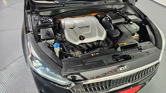 Kia K7 2018 6