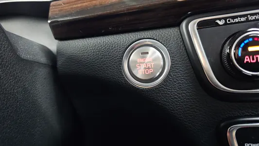 Kia K7 2018 28