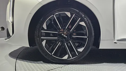Kia K8 2024 5