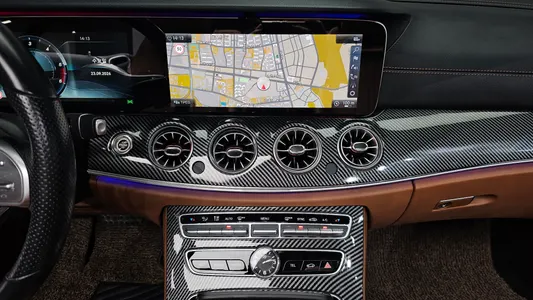 Mercedes-Benz E-Class W213 E220d 2019 13