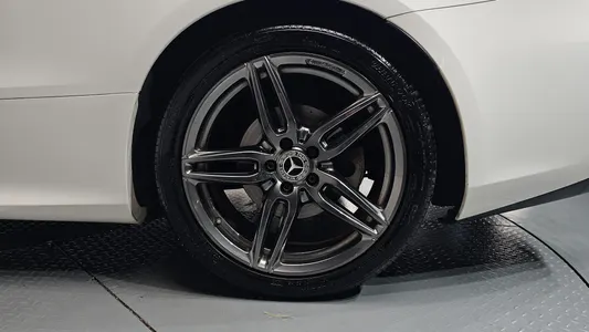 Mercedes-Benz E-Class W213 E220d 2019 21