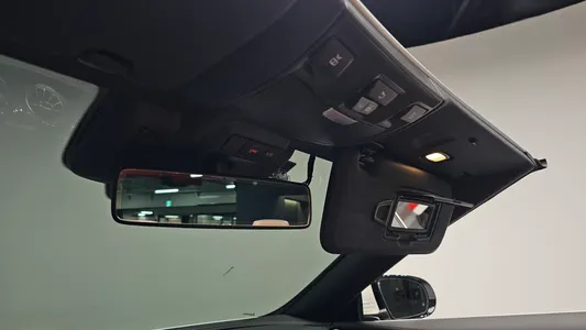 Mercedes-Benz E-Class W213 E220d 2019 32