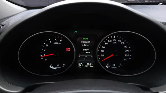 Kia R 2WD 2014 8