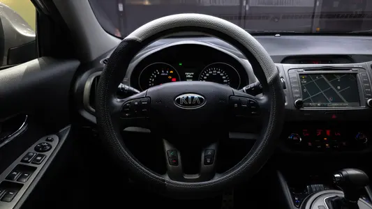 Kia R 2WD 2014 13