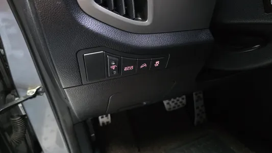 Kia R 2WD 2014 29