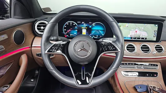 Mercedes-Benz E-Class W213 E250 2021 13