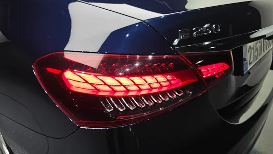 Mercedes-Benz E-Class W213 E250 2021 23