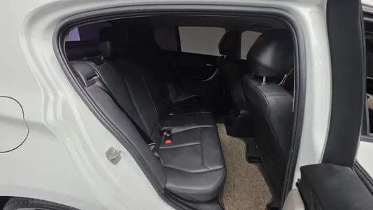BMW 1 Series (F20) 118d 5 2018 19