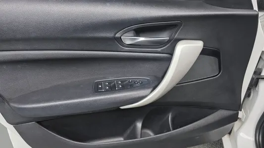 BMW 1 Series (F20) 118d 5 2018 24