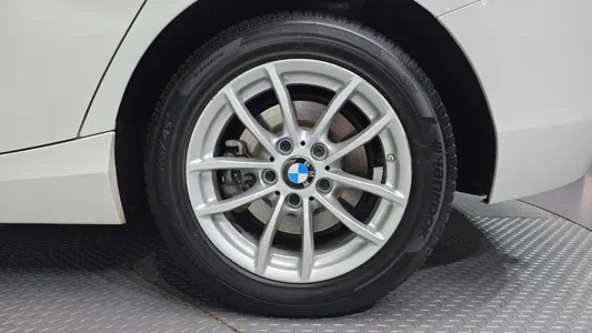 BMW 1 Series (F20) 118d 5 2018 21