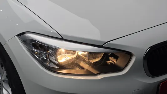 BMW 1 Series (F20) 118d 5 2018 22