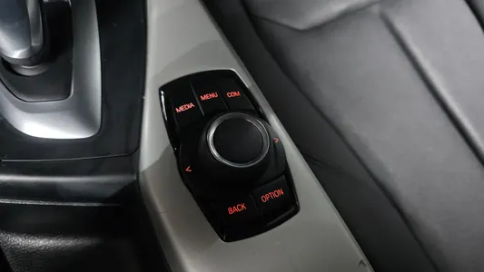BMW 1 Series (F20) 118d 5 2018 29