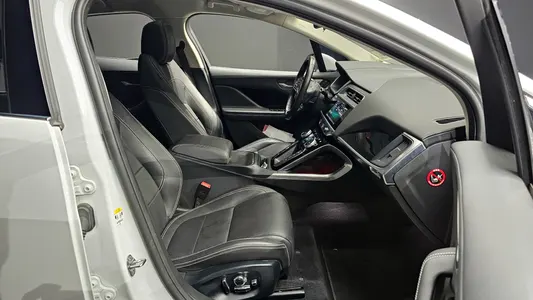 Jaguar I-PACE EV400 SE 2019 11