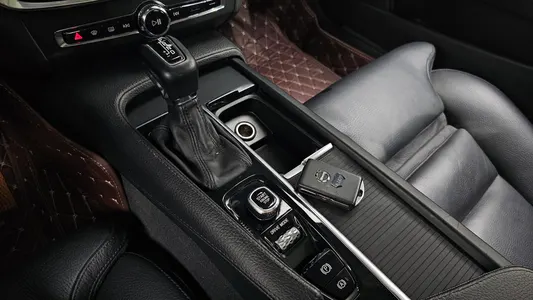 Volvo V90 D5 AWD 2017 9
