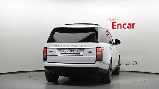 Land Rover 4 4.4 SDV8 Vogue SE 2016 4