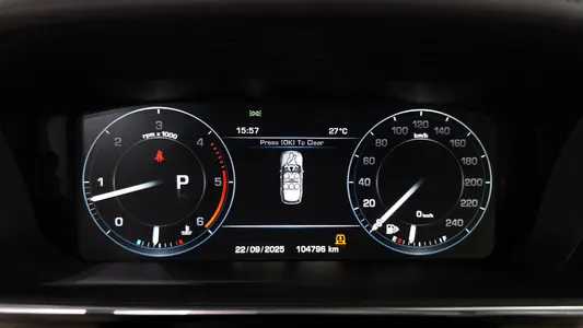 Land Rover 4 4.4 SDV8 Vogue SE 2016 8