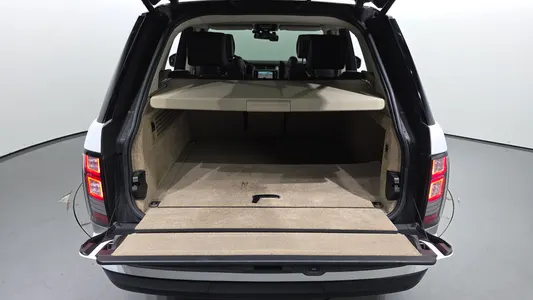Land Rover 4 4.4 SDV8 Vogue SE 2016 19